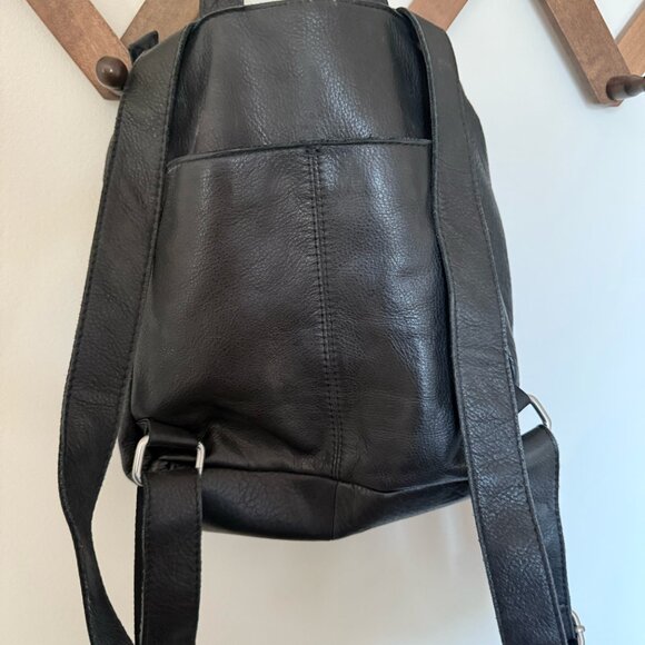 American Leather Co. Leather Backpack - Picture 3 of 6